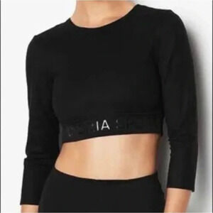 Victoria’s Secret Black Long Sleeve Crop Top Size Small‎